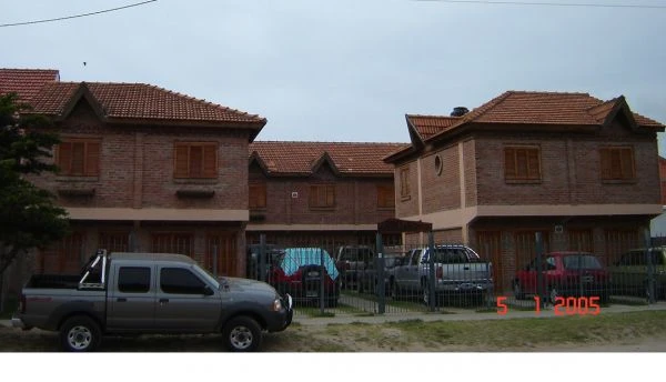 Complejo: Duplex con Cochera - Excelente Ubicación - A 6 cuadras del mar - Dúplex/Tríplex en San Bernardo