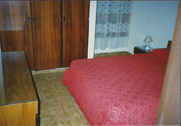 3 Ambientes con Entrada de Auto - Rejas al Frente - A ½ cuadra de Av. Tucuman - a 7 cuadras del mar - Dúplex/Tríplex en San Bernardo