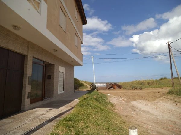Complejo en Playa Grande - 2 Ambientes con Balcón al Mar - Frente al mar - Departamento en San Bernardo