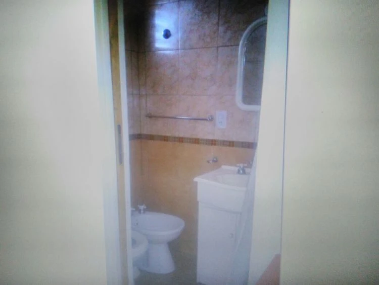 2 Ambientes en 1er Piso - Muy Luminoso - Totalmente Equipado - A 1 cuadra de la playa - rodeado de todo tipo de comercios - Departamento en San Bernardo