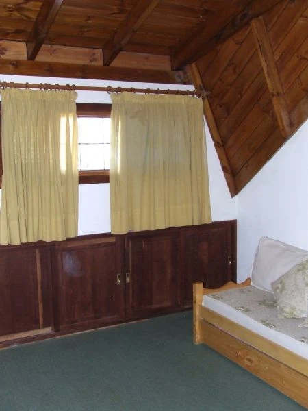 4 Ambientes - Excelente Oportunidad - Zona Residencial - Arbolada de Pinos - A 4 cuadras del mar - Dúplex/Tríplex en San Bernardo