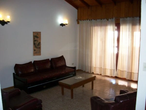 Complejo Anahuel - Amplio y Luminoso - Barrio Residencial San Rafael - A 2 cuadras de Coto - a 5 Cuadras de la peatonal - a 5 cuadras del mar - Departamento en Mar de Ajó