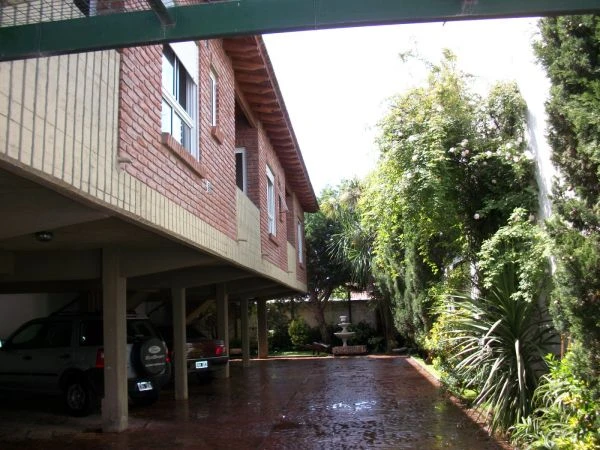 Complejo Anahuel - Amplio y Luminoso - Barrio Residencial San Rafael - A 2 cuadras de Coto - a 5 Cuadras de la peatonal - a 5 cuadras del mar - Departamento en Mar de Ajó