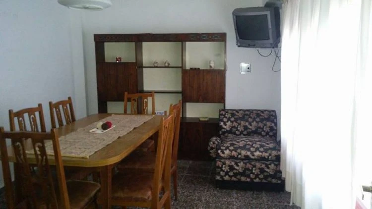 3 Ambientes en Planta Baja - Cocheras Descubiertas - Barrio San Rafael - A 3 cuadras de la playa - a 5 cuadras del centro - Departamento en Mar de Ajó