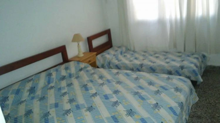 3 Ambientes en Planta Baja - Cocheras Descubiertas - Barrio San Rafael - A 3 cuadras de la playa - a 5 cuadras del centro - Departamento en Mar de Ajó
