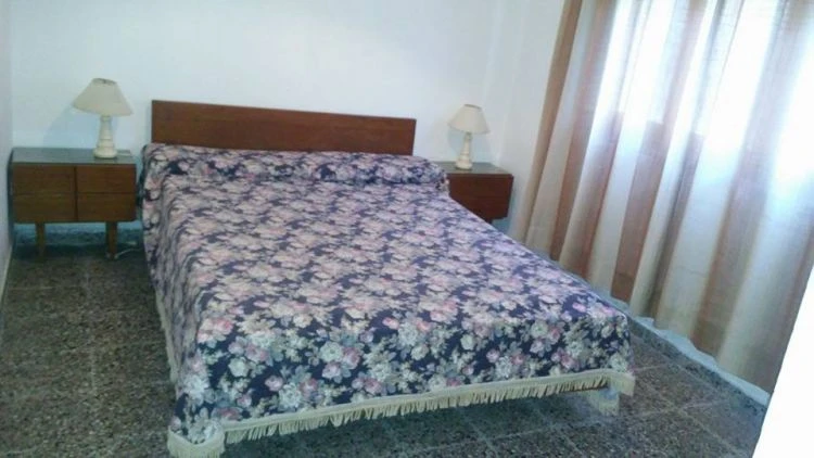 3 Ambientes en Planta Baja - Cocheras Descubiertas - Barrio San Rafael - A 3 cuadras de la playa - a 5 cuadras del centro - Departamento en Mar de Ajó
