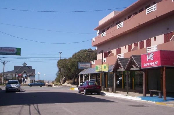 2 Ambientes - Edificio Francisco I - Confort y Calidez - Frente al mar - Departamento en La Lucila del Mar