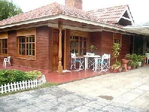 4 Ambientes con Garage - Barrio Residencial - Zona arbolada - Casa/Chalet en San Bernardo