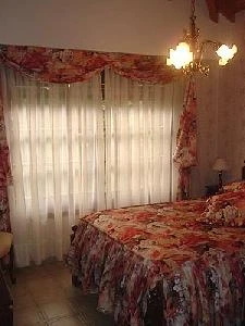 4 Ambientes con Garage - Barrio Residencial - Zona arbolada - Casa/Chalet en San Bernardo