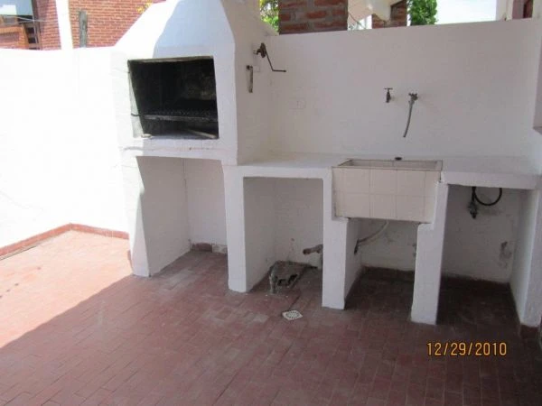 4 Ambientes con Entrada de Auto - A 3 cuadras del mar - a 8 cuadras del centro - Dúplex/Tríplex en Mar de Ajó