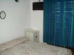 3 Ambientes - Zona Muy Tranquila y Arbolada con Pinos - Frente a la plaza - médanos y vegetación - Dúplex/Tríplex en San Bernardo