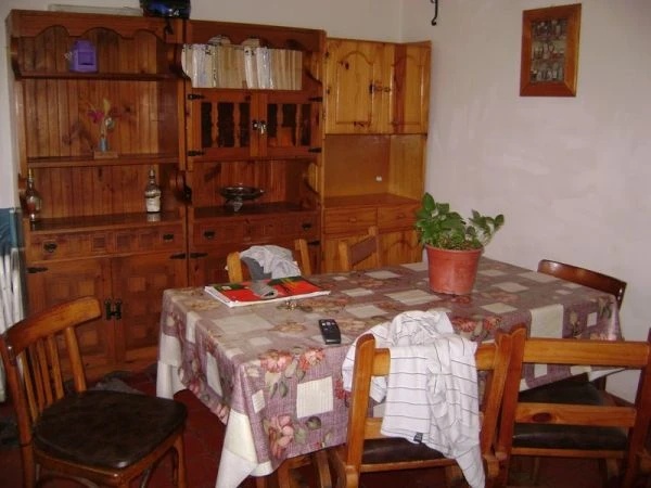 4 Ambientes - Guarda Coche con porton de Rejas - A 7 cuadras de la playa - a 3 cuadras de la plaza - a 3 cuadras del supermercado Disco - Casa/Chalet en San Bernardo