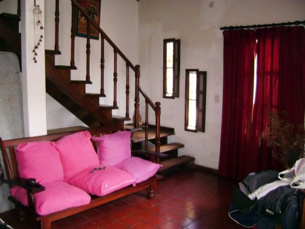 4 Ambientes - Guarda Coche con porton de Rejas - A 7 cuadras de la playa - a 3 cuadras de la plaza - a 3 cuadras del supermercado Disco - Casa/Chalet en San Bernardo