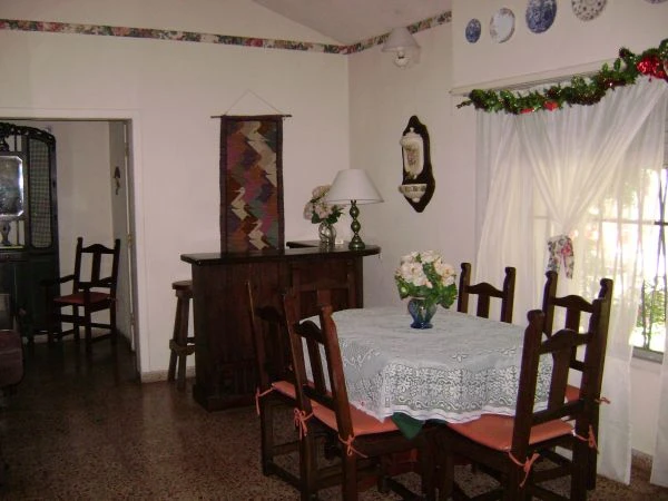 3 Ambientes - Amplio y Equipado - Barrio San Rafael - Entrada de Auto - A 2½ cuadras de la Playa - Casa/Chalet en Mar de Ajó