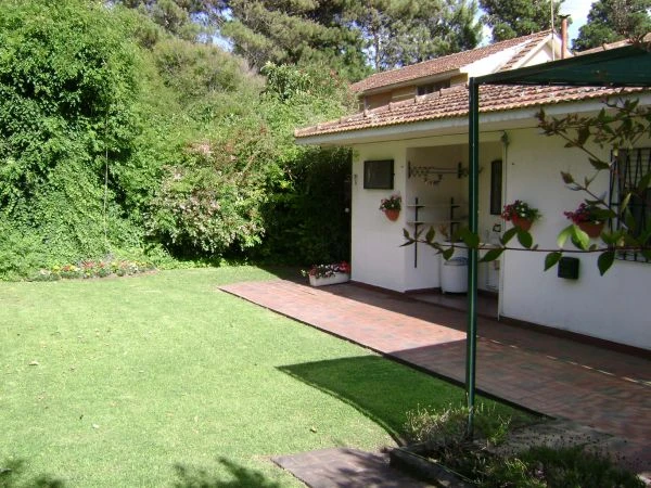 3 Ambientes - Amplio y Equipado - Barrio San Rafael - Entrada de Auto - A 2½ cuadras de la Playa - Casa/Chalet en Mar de Ajó