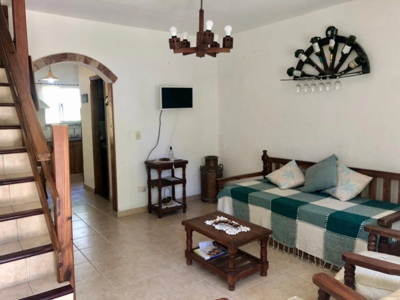 Complejo: 4 Ambientes - Entrada de Auto - Gran Confort - A 1½ cuadra del mar - a 1 cuadra del centro - Dúplex/Tríplex en Aguas Verdes