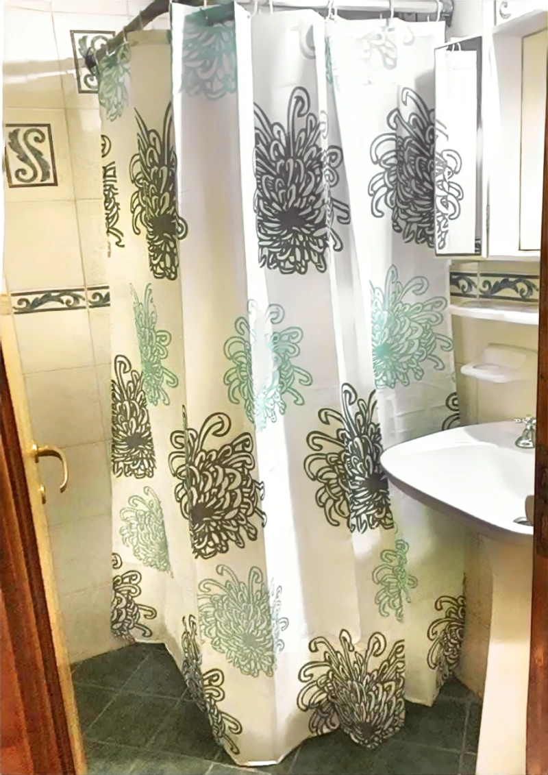 Complejo: 4 Ambientes - Entrada de Auto - Gran Confort - A 1½ cuadra del mar - a 1 cuadra del centro - Dúplex/Tríplex en Aguas Verdes