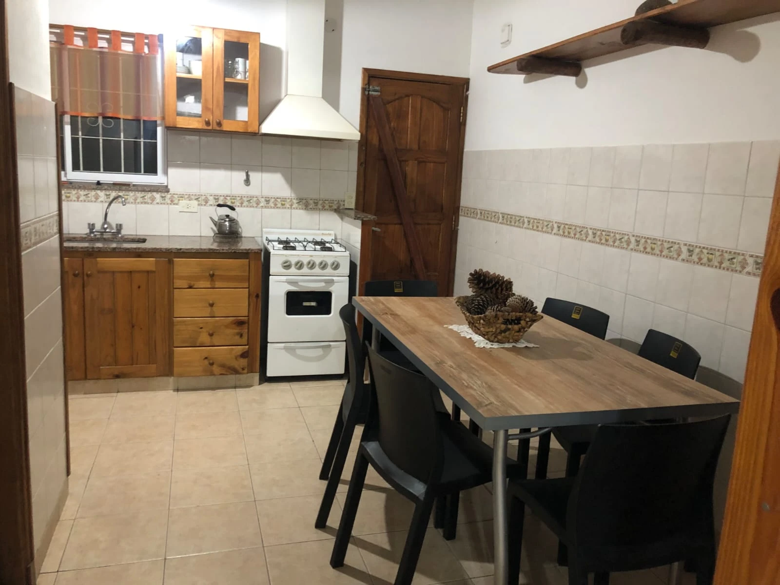 Complejo: 4 Ambientes - Entrada de Auto - Gran Confort - A 1½ cuadra del mar - a 1 cuadra del centro - Dúplex/Tríplex en Aguas Verdes