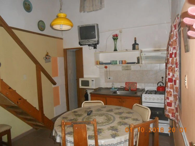 Departamento Tipo Casa - Monoambiente con EntrePiso - Cochera - A 4 cuadras de la playa - a 3 cuadras de la peatonal - Departamento en Mar de Ajó