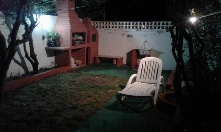 2 Ambientes con Entrada de Auto - Barrio El Silvio - A 4 cuadras del mar - Casa/Chalet en Mar de Ajó