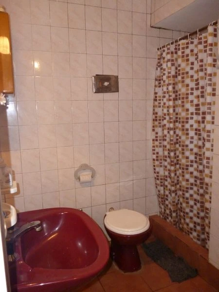 3 Ambientes - Zona Tranquila - A 6 cuadras de Av. Libertador - a 6 cuadras del mar - Casa/Chalet en Mar de Ajó