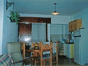 3 Ambientes en 1er Piso por Escalera - A 2 cuadras del mar - Departamento en Mar de Ajó