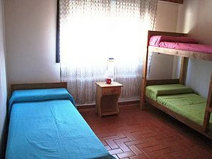 3 Ambientes en Zona Residencial - Barrio arbolado con pinos - a 6 cuadras de la playa - Dúplex/Tríplex en San Bernardo