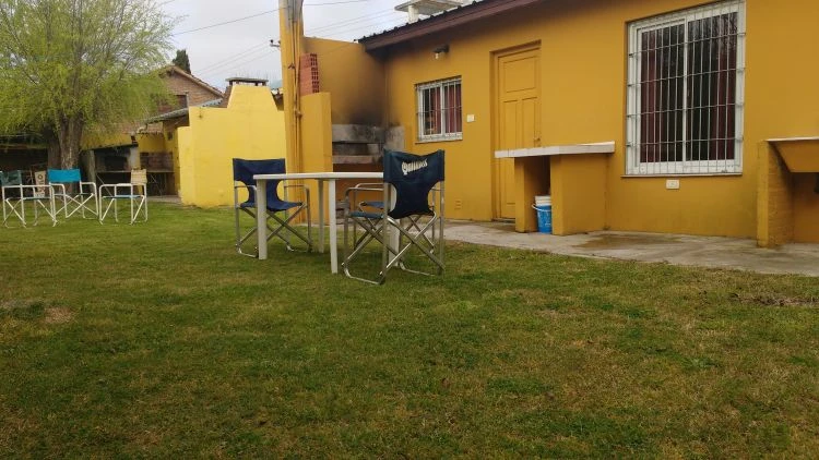 4 Ambientes - Zona Tranquila - A ½ cuadra del Barrio San Rafael - a 7 cuadras de la playa - a 12 cuadras del centro - Casa/Chalet en Mar de Ajó