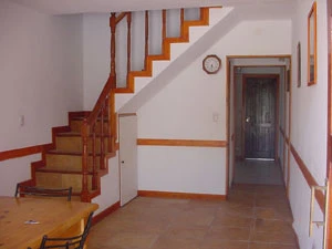 3 Ambientes - Balcon a la Calle - Atendidos por sus Dueños - Entrada para Autos - A 3½ cuadras del mar - a 7 cuadras del centro - Dúplex/Tríplex en Mar de Ajó