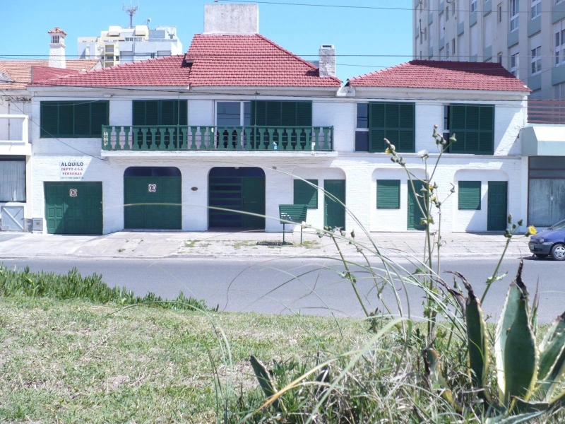 4 Ambientes con Vista al Mar - Atendido por sus Dueños - Pleno centro - a 2 cuadras del Casino - Dúplex/Tríplex en Mar de Ajó