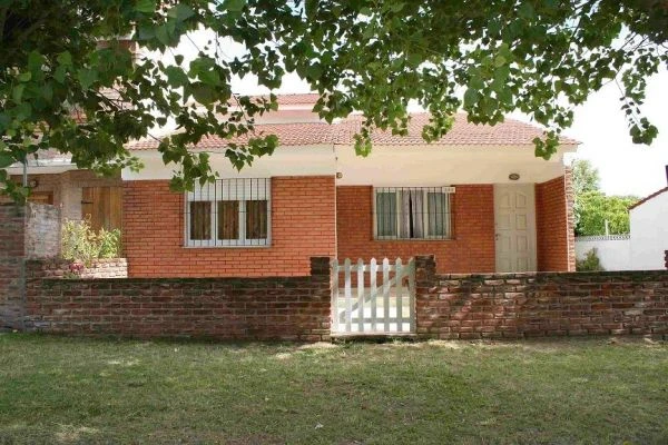 3 Ambientes con Entrada de Auto - A 2 cuadras del mar - Dúplex/Tríplex en San Bernardo