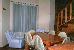 3 Ambientes - Entrada de Auto con Toldo - Amplio y Equipado - A 4 cuadras del mar - Dúplex/Tríplex en La Lucila del Mar