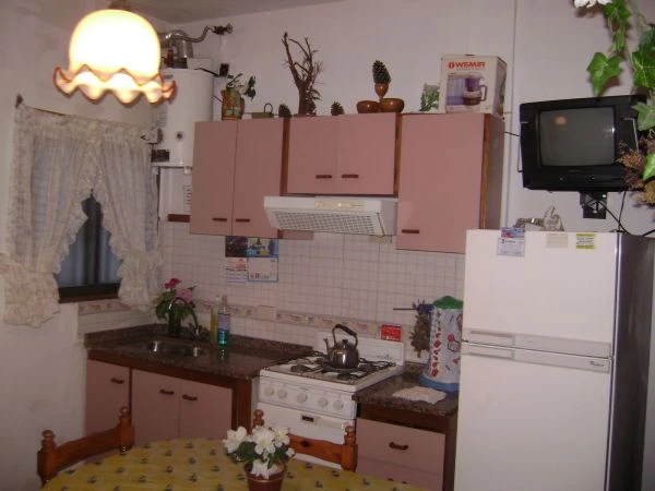 2 Ambientes - Muy Amplio - Cochera - Pleno Centro - Sobre Asfalto - A 2 cuadras del mar - Casa/Chalet en Costa Azul