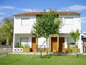 Complejo: 2 Ambientes Totalmente Equipados - A 2 cuadras del mar - a 8 cuadras del centro - Dúplex/Tríplex en Mar de Ajó
