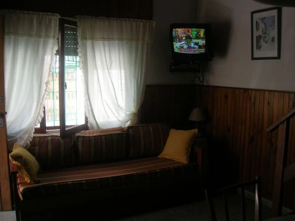 3 Ambientes con Entrada de Auto - Muy Amplio - A 4 cuadras del mar - Dúplex/Tríplex en San Bernardo
