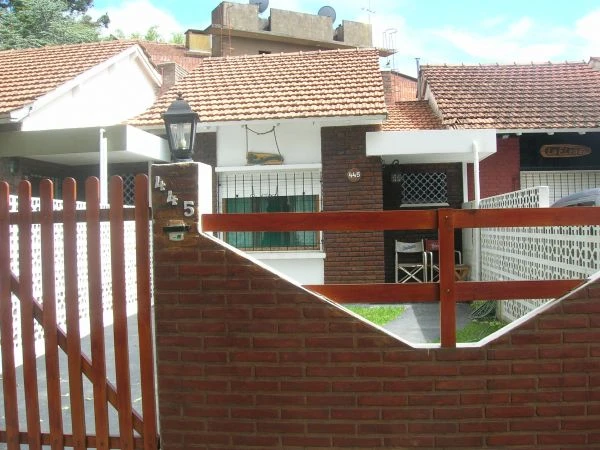 3 Ambientes con Entrada de Auto - Muy Amplio - A 4 cuadras del mar - Dúplex/Tríplex en San Bernardo