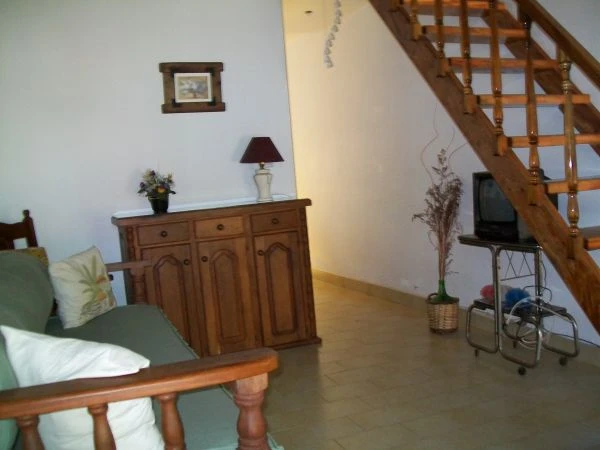 3 Ambientes - Detalles de Categoria - A 2 cuadras del mar - dirección al balneario Olimpo - Dúplex/Tríplex en La Lucila del Mar