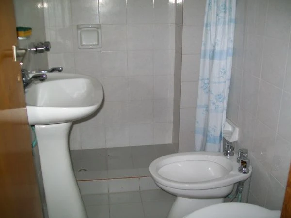 3 Ambientes - Detalles de Categoria - A 2 cuadras del mar - dirección al balneario Olimpo - Dúplex/Tríplex en La Lucila del Mar