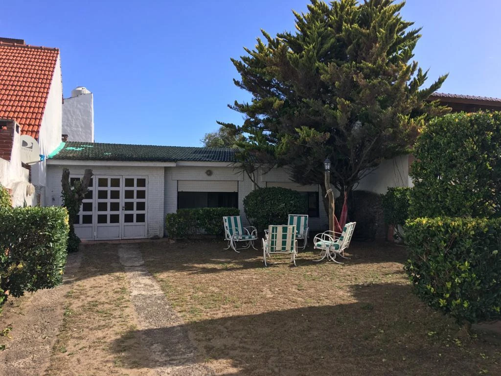 4 Ambientes con Garage Cubierto - Muy Luminoso y Amplio - A metros del mar - Casa/Chalet en Mar del Tuyú