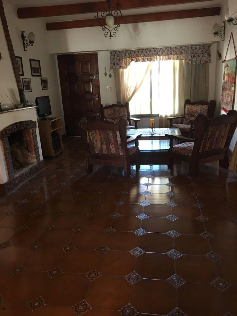 4 Ambientes con Garage Cubierto - Muy Luminoso y Amplio - A metros del mar - Casa/Chalet en Mar del Tuyú