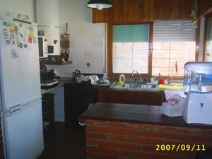 5 Ambientes con Entrada de Auto y Garage Cerrado - A 4 cuadras del mar - Casa/Chalet en San Bernardo