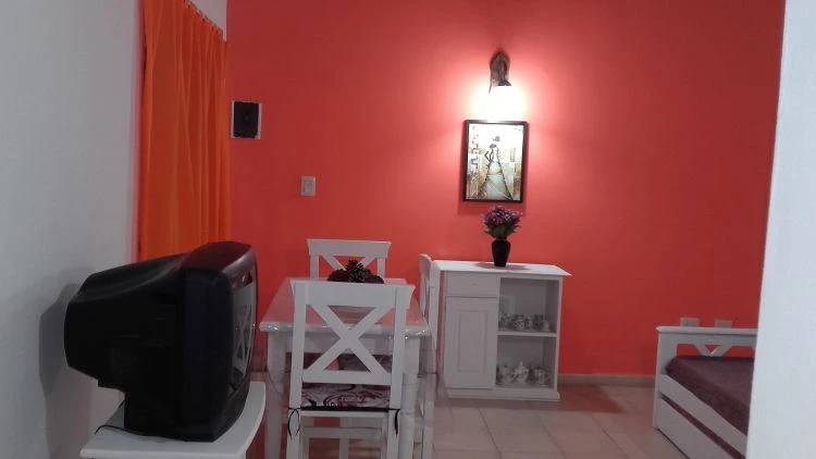 Complejo: 2 Ambientes - Estacionamiento Propio - Rodeado de Pinares - Un espacio ideado para un apacible descanso - a 3 cuadras del mar - Casa/Chalet en Aguas Verdes