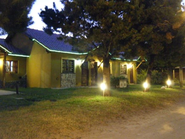 3 Ambientes en Cabañas Dulces Días - con Estacionamiento - Playa Grande - Atendido por sus Dueños - A 2 cuadras del mar - Hermoso parque rodeado de pinos - Cabaña en San Bernardo