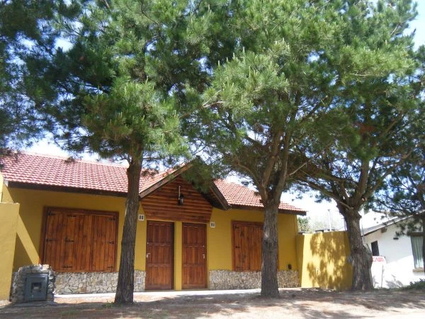 3 Ambientes en Cabañas Dulces Días - con Estacionamiento - Playa Grande - Atendido por sus Dueños - A 2 cuadras del mar - Hermoso parque rodeado de pinos - Cabaña en San Bernardo
