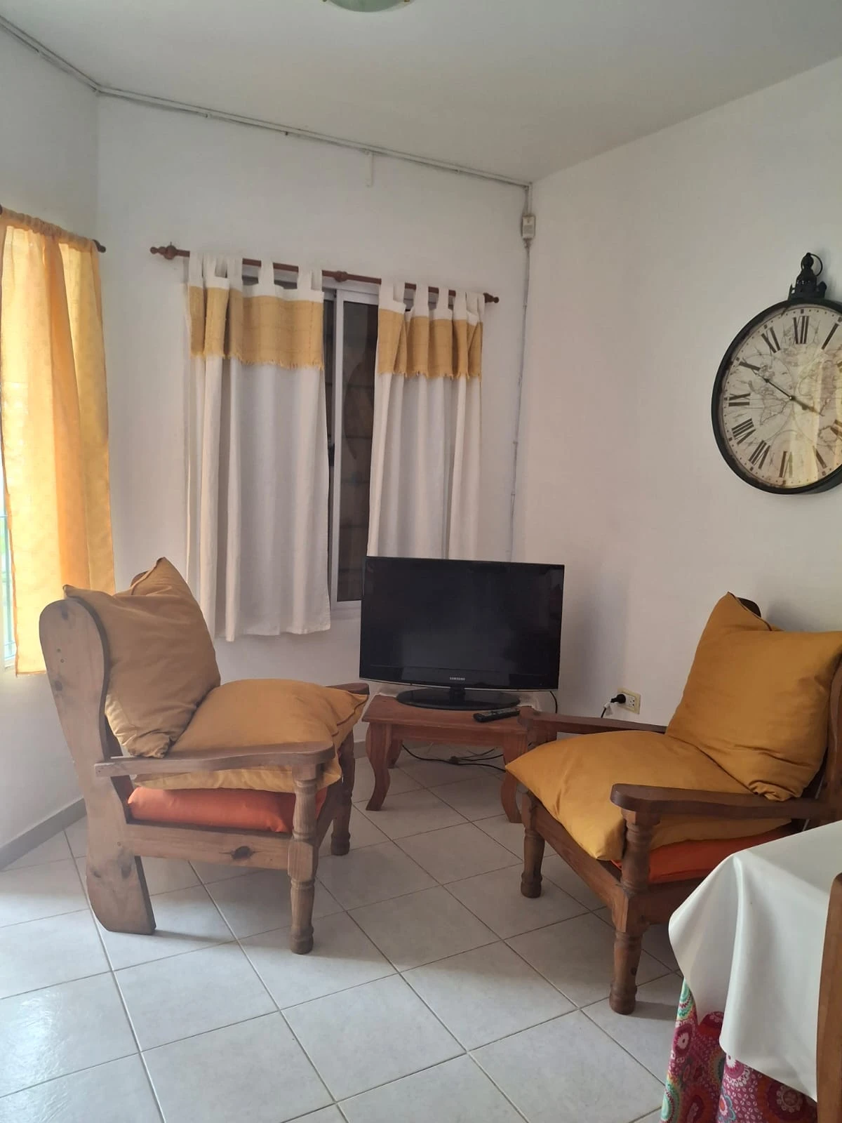 Parador Guaycuru - 3 Ambientes - Moderno Diseño - Estacionamiento Cubierto - A 2  cuadras del mar - a ½ cuadra de la calle principal - Dúplex/Tríplex en Aguas Verdes