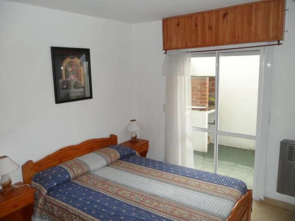 2 Ambientes con Cochera - Zona Residencial - A 4 cuadras del mar - a 3 cuadras de Chiozza - Departamento en San Bernardo