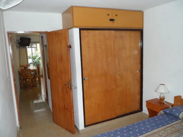 2 Ambientes con Cochera - Zona Residencial - A 4 cuadras del mar - a 3 cuadras de Chiozza - Departamento en San Bernardo