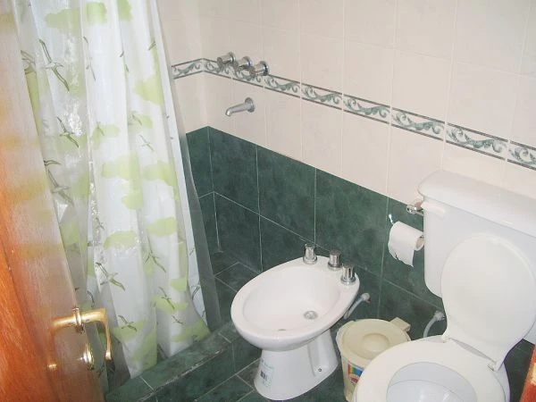 2 Ambientes con Cochera - Zona Residencial - A 4 cuadras del mar - a 3 cuadras de Chiozza - Departamento en San Bernardo
