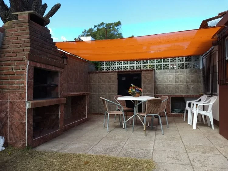 3 Ambientes con Cochera - Barrio San Rafael - A 5 cuadras del mar - Casa/Chalet en Mar de Ajó