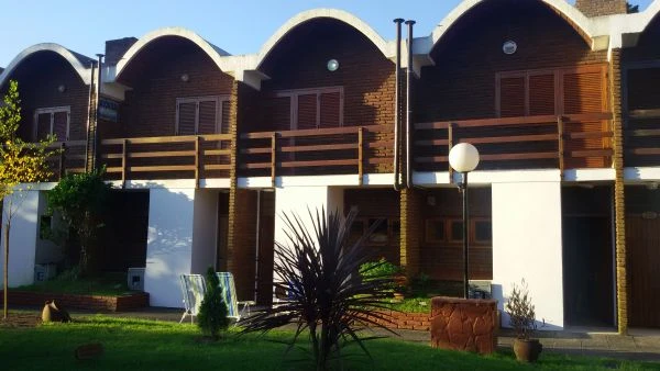 En exclusivo complejo - A 3 cuadras del mar y a 50 metros de Av. San Bernardo - Dúplex/Tríplex en San Bernardo